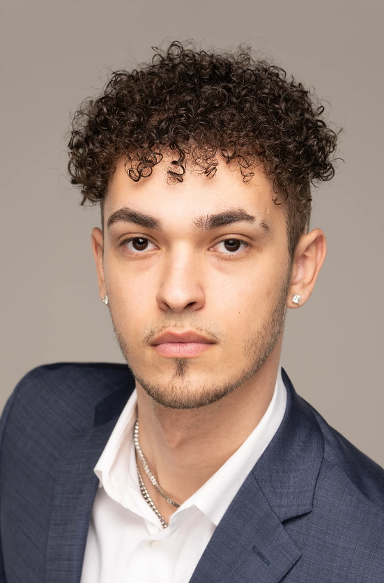 Portrait of Chelen Smith, Licensed Real Estate Advisor.